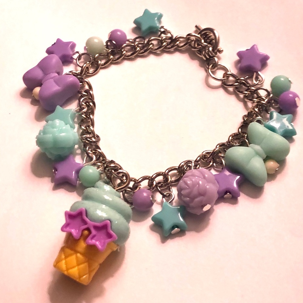 Ice cream 🍦 cone super star charm bracelet mint